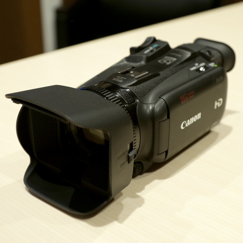感度UP＆新記録モード搭載！Canon小型業務用HDビデオカメラ 「XA30」「XA35」 12月上旬発売！ – 新着情報 | SYSTEM5