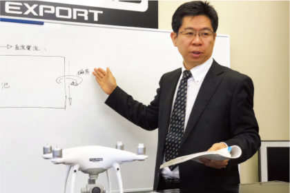 小川 敏行氏